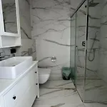 Апартаменты Odrodzenia 11